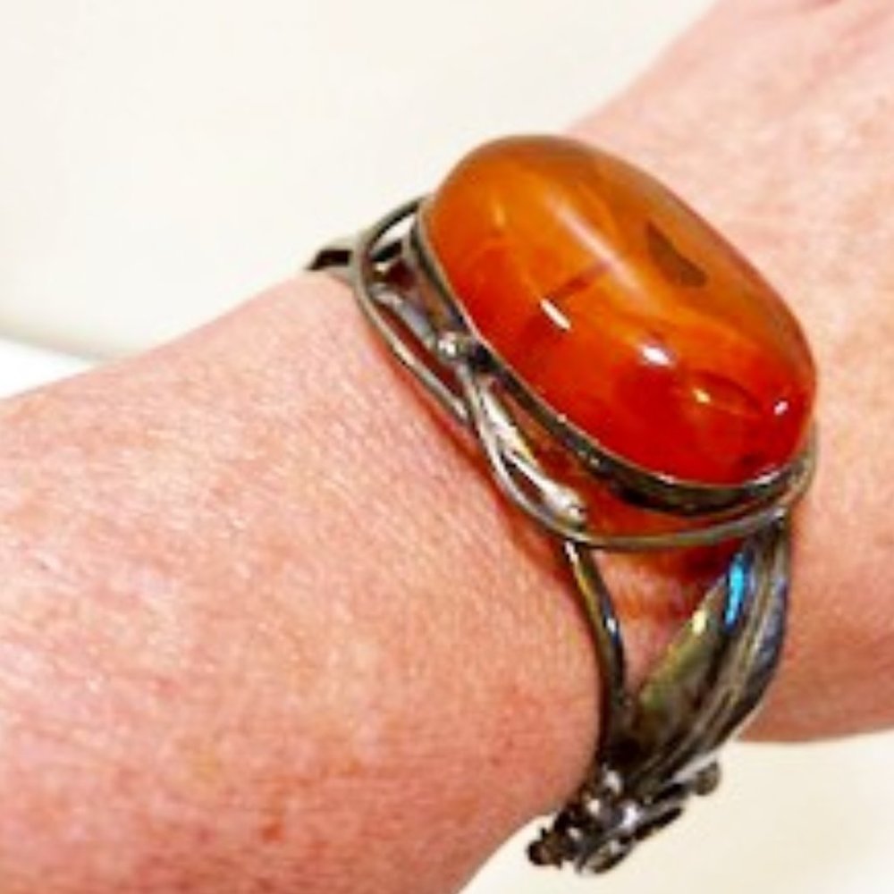 Intricate Genuine Eastern European Amber and Sterling Silver Vintage Bracelet